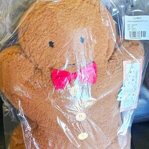 Cupcakes and Cashmere gingerbread pillow